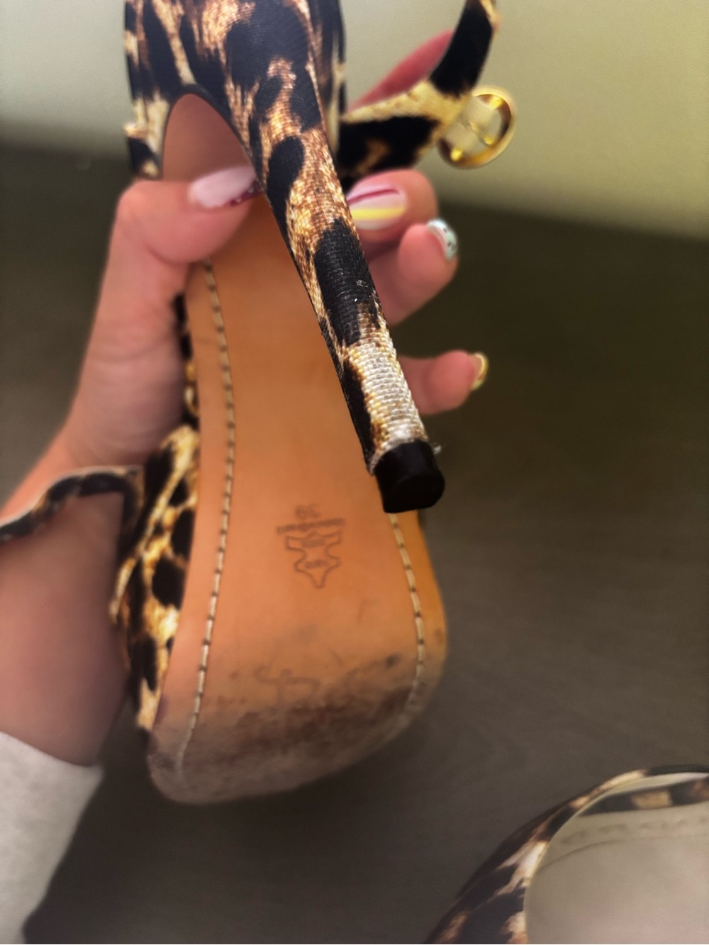 Alice & Olivia Size 39 Leopard Print Platform Heels - Picture 7 of 14